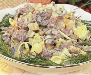 Как приготовить салат мясной с грибами (рецепт)
