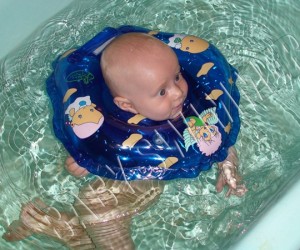 Как правильно купать ребенка